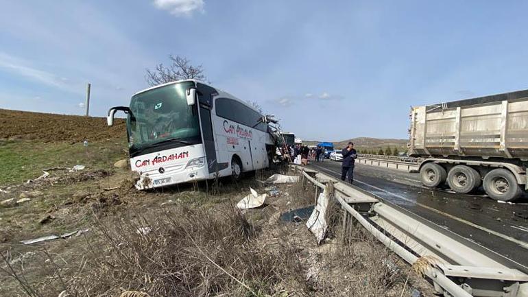 Bilecik’teki otobüs kazasında yaralanan 11 kişi, taburcu edildi