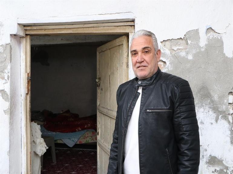 Yatalak hasta, gecekonduda tek başına yaşam savaşı veriyor