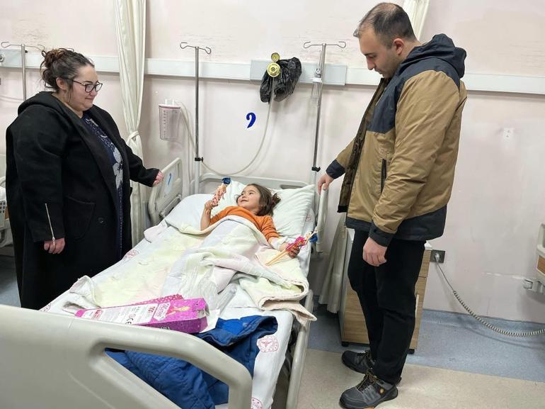 Ormanda kaybolan Hirayı jandarma buldu