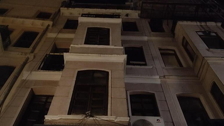 Beyoğlunda, restoranda asansör boşluğuna düşüp yaralandı