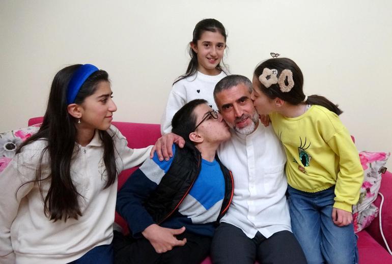 6 katlı binanın çatısından düşmekten, beline bağladığı iple kurtuldu