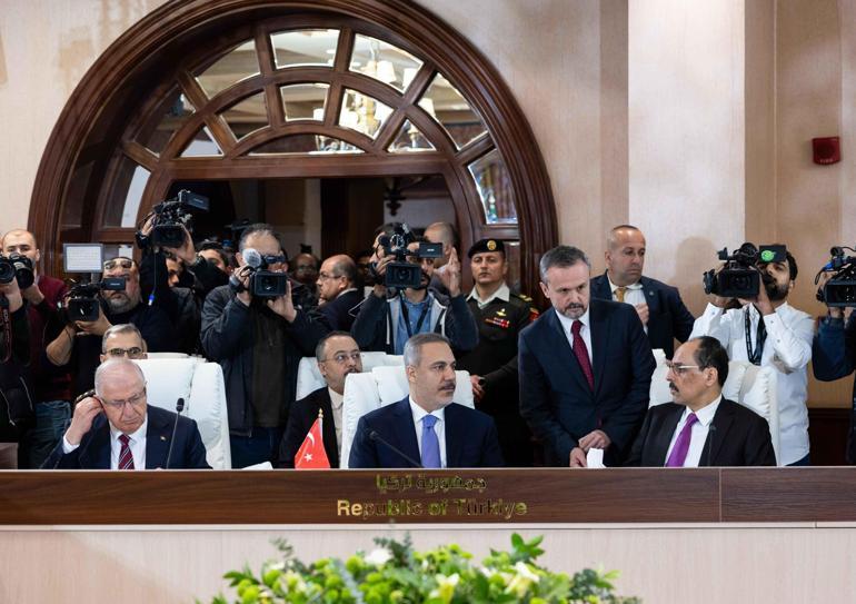 Türkiye, Ürdün, Irak, Lübnan ve Suriye arasında düzenlenen toplantı Ammanda başladı