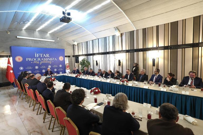 TBMM Başkanı Kurtulmuş: Terörsüz Türkiye hedefi, TBMMdeki siyasi partilerin ortak tavrıyla çözümlenecektir