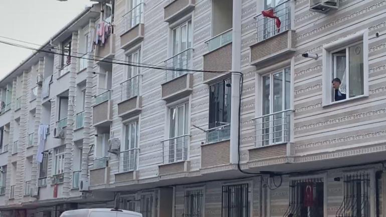 Esenyurtta eski eşini bıçakla öldürüp, intihar etti