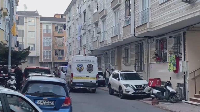 Esenyurtta eski eşini bıçakla öldürüp, intihar etti