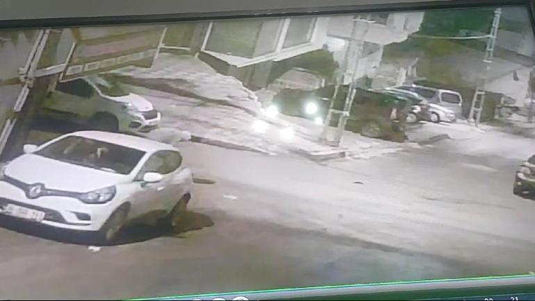 Başakşehirde rögardan giren hırsızlar yer altı kablolarını çaldı; mahalleli internetsiz kaldı
