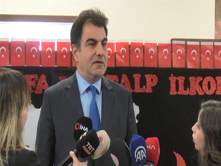 Okuma yazmayı öğrenen 1inci sınıf öğrencilerinden Mehmetçiğe mektup