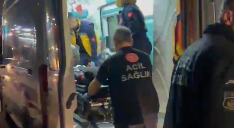 Bakırköyde bisikletiyle iskelede ilerlerken denize düştü; itfaiye kurtardı