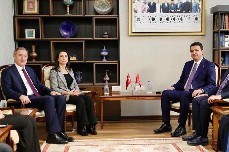 DEM Partili Bakırhan: Heyetimiz Sayın Erdoğanla görüşmek için başvuru yapacak