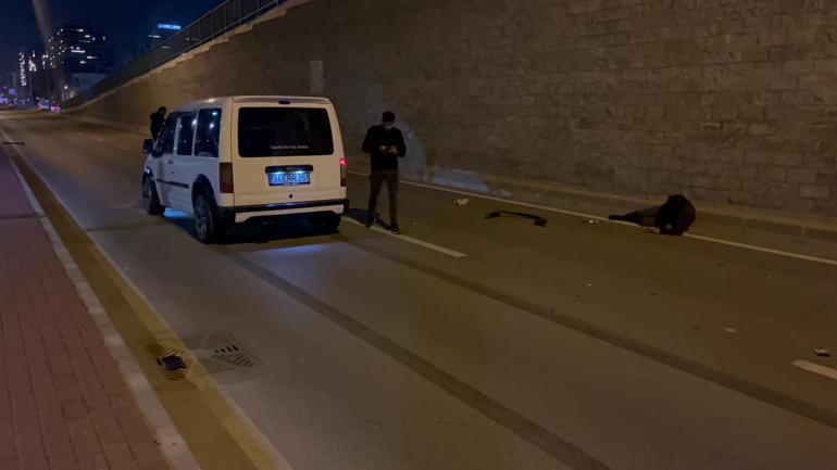 Bursa’da hafif ticari aracın çarptığı 2 yaya yaralandı
