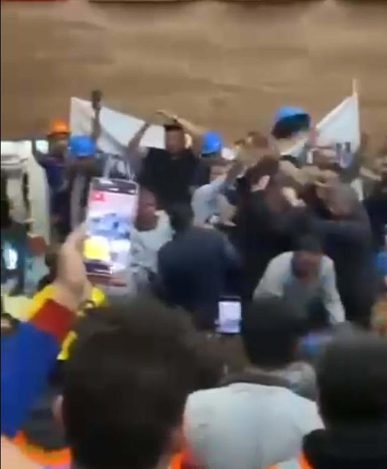 Muğlada Başkan Arasa baret fırlatıldı, gazeteci saldırıya uğradı