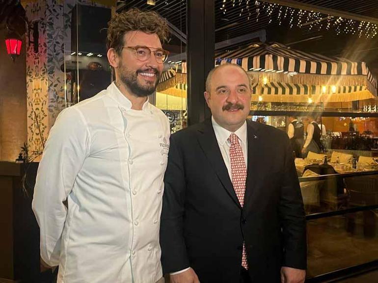 Mustafa Varank ile İtalyan şef Danilo, koruma altındaki çocuklarla iftar yaptı