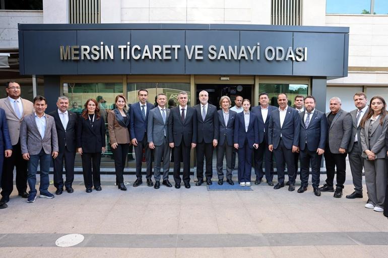 Bakan Işıkhan: Herkese birinci sınıf sağlık hizmeti sunan tek ülkeyiz