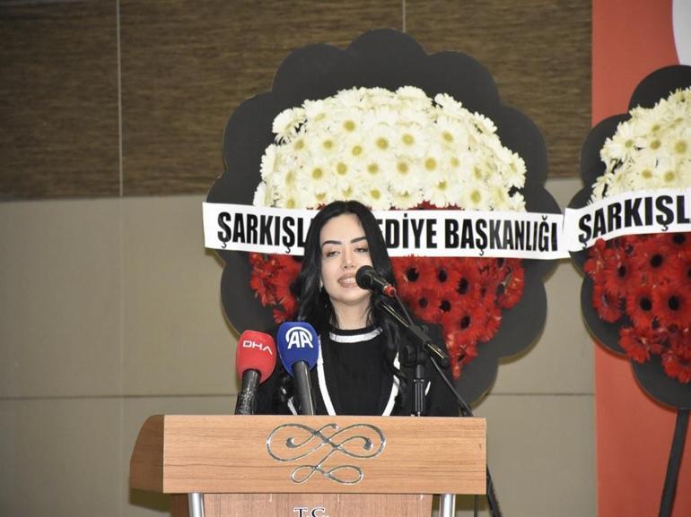 Aşık Veysel ölümünün 52nci yılında törenle anıldı