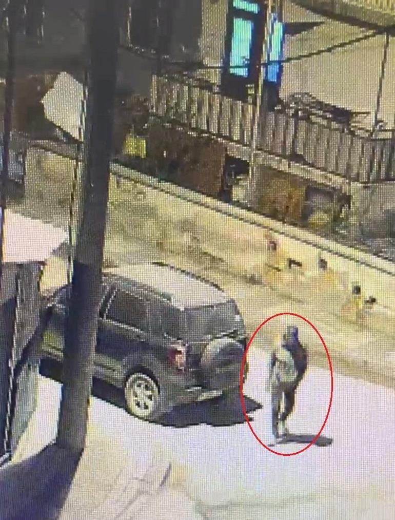 Balkondan sarkıttığı halata tutunarak indiği evi soyan şüpheli, 50 güvenlik kamerası izlenerek yakalandı