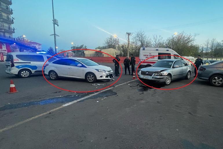 Otomobiliyle, evli sevgilisinin aracına çarptı