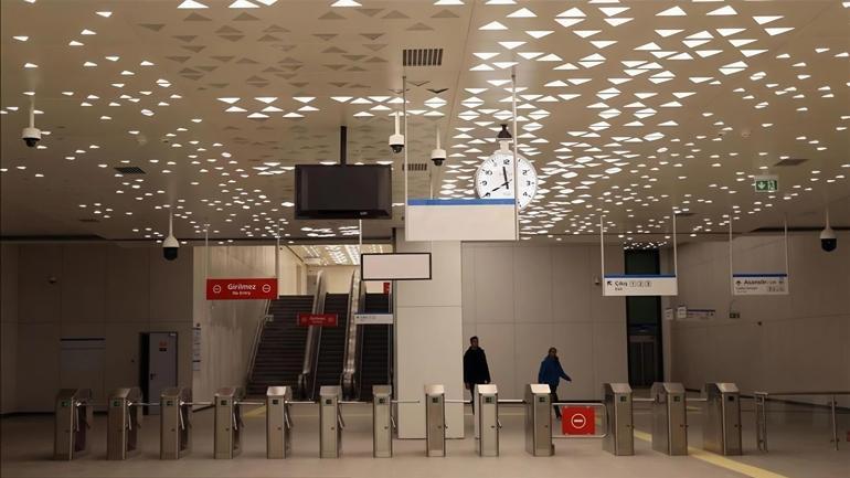 Bakan Uraloğlu: Başakşehir-Çam ve Sakura Şehir Hastanesi-Kayaşehir metro hattı, 22,1 milyon yolcu taşıdı