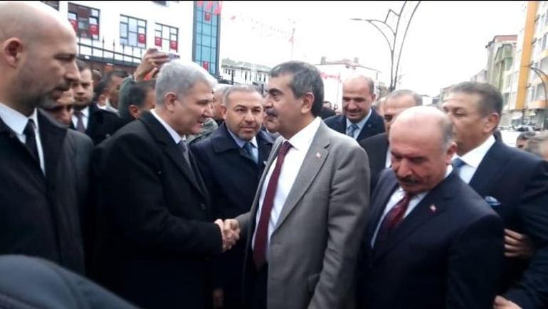 Bakan Tekin, kansere yenik düşen Selin anısına yaptırılan okulun açılışını yaptı