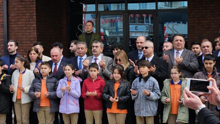 Bakan Tekin, kansere yenik düşen Selin anısına yaptırılan okulun açılışını yaptı