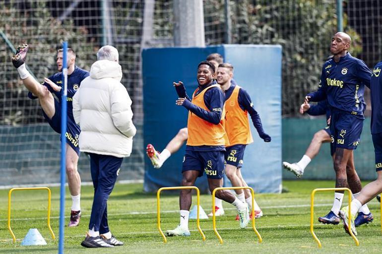 Fenerbahçe, Sivasspor maçının hazırlıklarını sürdürdü