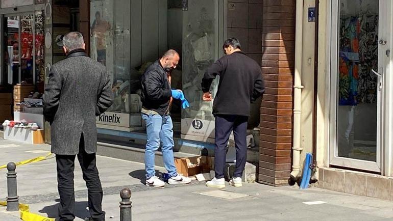 Fünye ile patlatılan kutudan kağıt çıktı