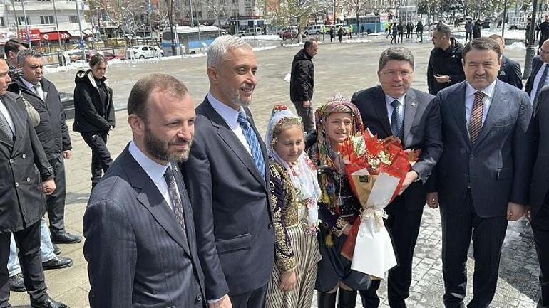 Bakan Tunç: Yargının bağımsız ve tarafsız olmadığını söylemek insafsızlıktır