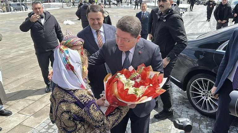 Bakan Tunç: Yargının bağımsız ve tarafsız olmadığını söylemek insafsızlıktır