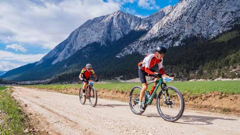 Trans Taurus Dağ Bisikleti Etap Yarışları’nda ikinci gün sona erdi