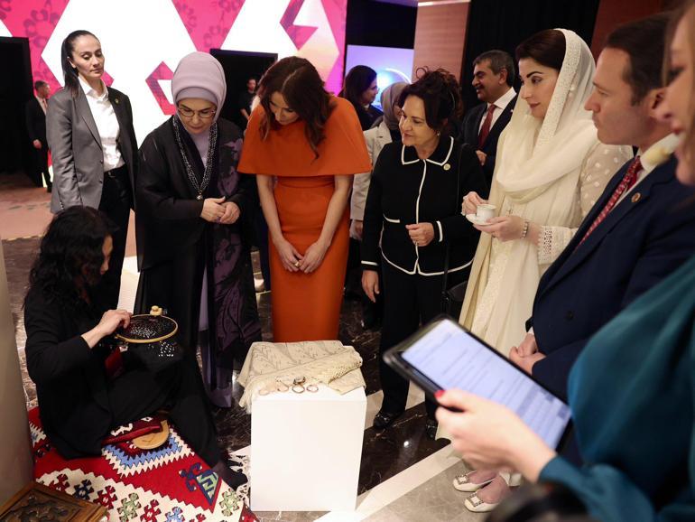 Emine Erdoğan, ADFye katılan lider eşlerine Anadolunun kültürel mirasını tanıttı