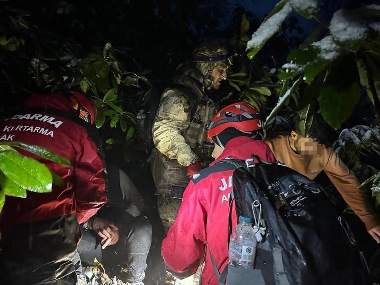 Yasa dışı yollarla ülkeye girip kaybolan 4 kişi, bulunup tutuklandı