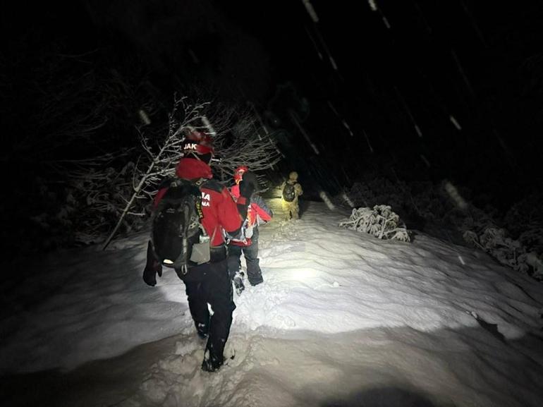 Yasa dışı yollarla ülkeye girip kaybolan 4 kişi, bulunup tutuklandı