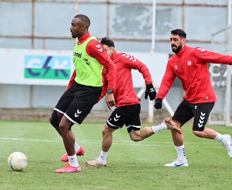 Sivasspor, Kasımpaşa maçı hazırlıklarını sürdürüyor