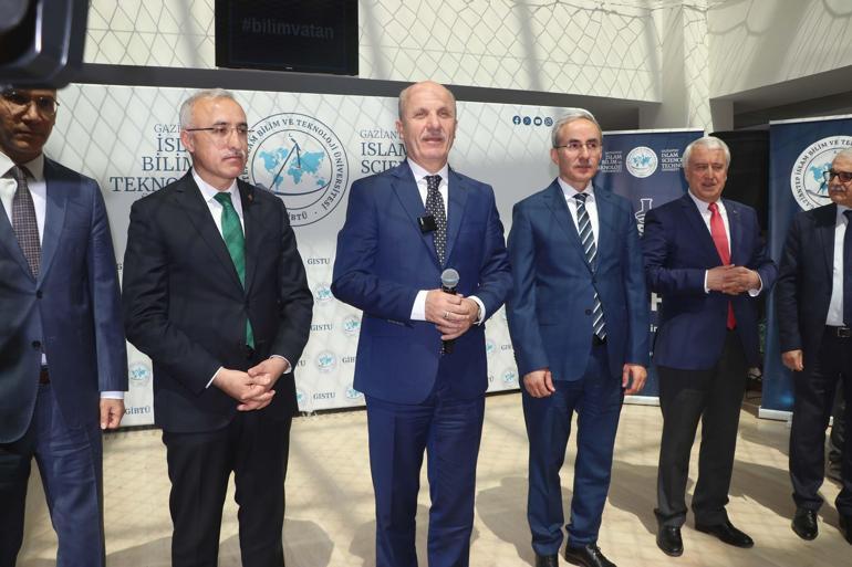 YÖK Başkanı Özvar: Bilimsel üretim tehlike altında, endişe duyuyoruz