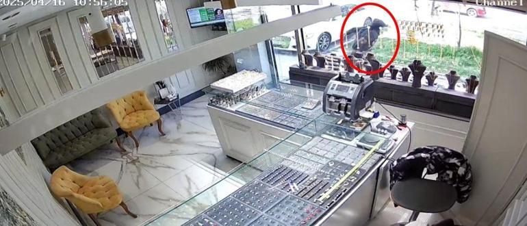 Kuyumcu, silahlı soygun girişimini ‘şaka’ sandı, şüpheli ateş edip kaçtı; 3 gözaltı