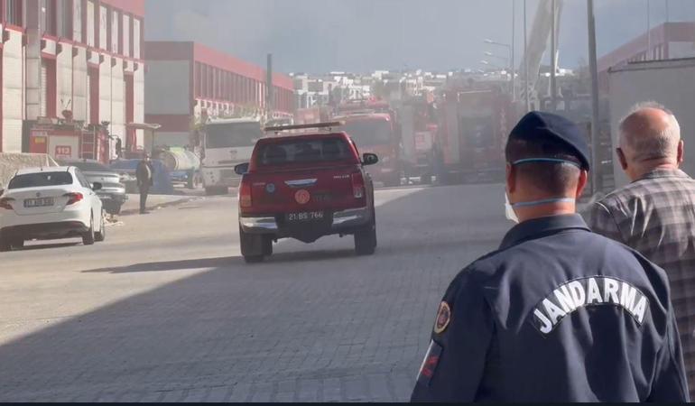 Diyarbakırda sanayi sitesinde yangın