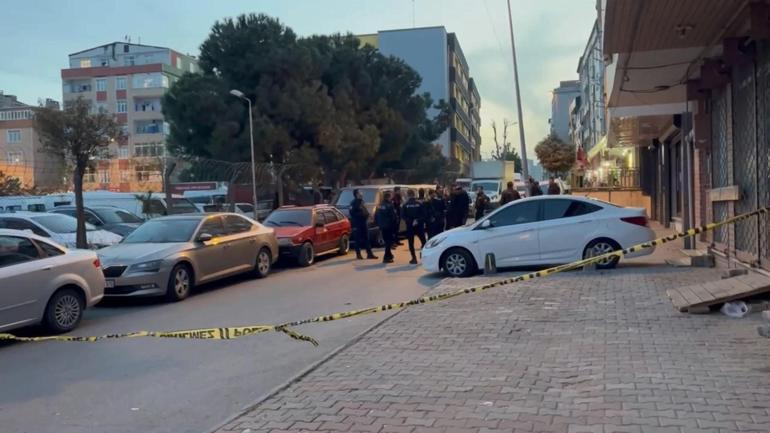 Almanyadaki ağabeyine kızıp, kiracısının işlettiği dükkanı kurşunladı