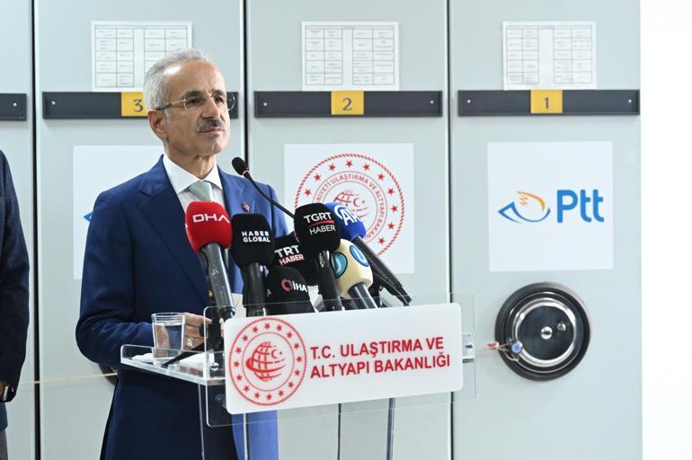 Bakan Uraloğlu: Posta kargosu miktarında tüm zamanların rekoru kırıldı