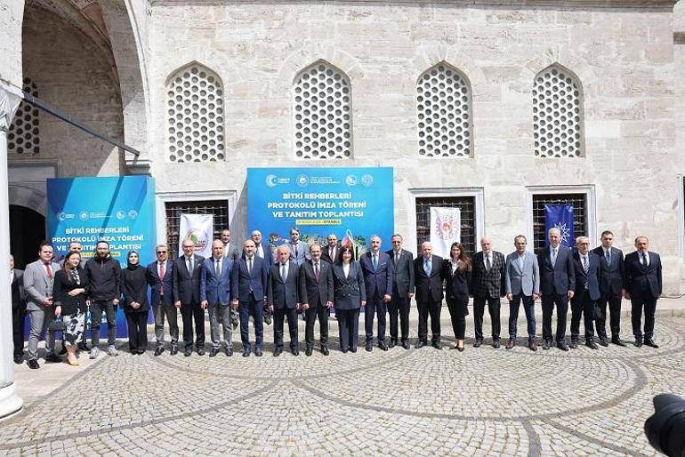 YTÜ’de şehirlere özel ‘Bitki Rehberleri Projesi’nin tanıtımı yapıldı