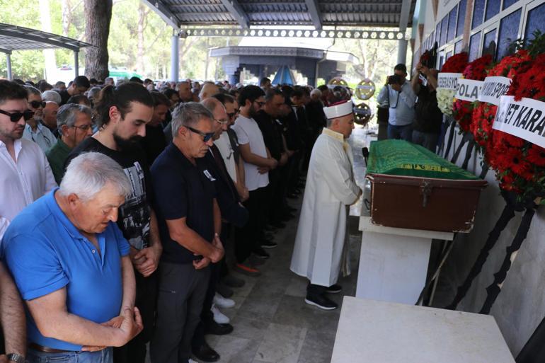 Ersun Yanal, babası Ural Yanalı toprağa verdi
