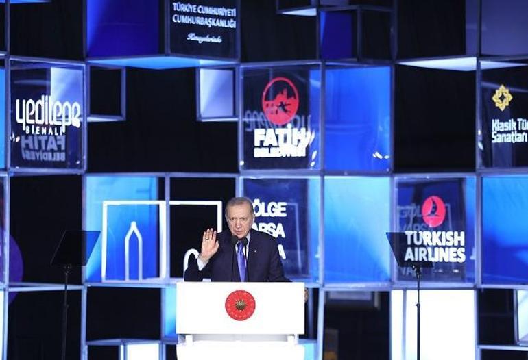 Cumhurbaşkanı Erdoğan, 3’üncü Yeditepe Bienali’nin açılışına katıldı