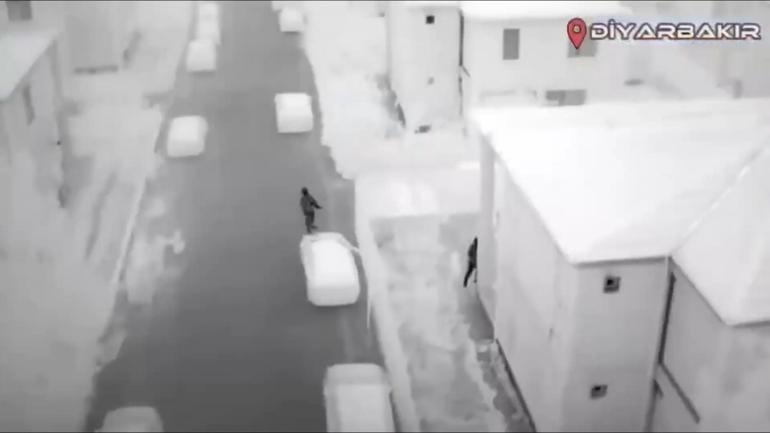 Diyarbakır merkezli 7 ilde 4 milyar TL işlem hacimli yasa dışı bahis operasyonunda 48 tutuklama