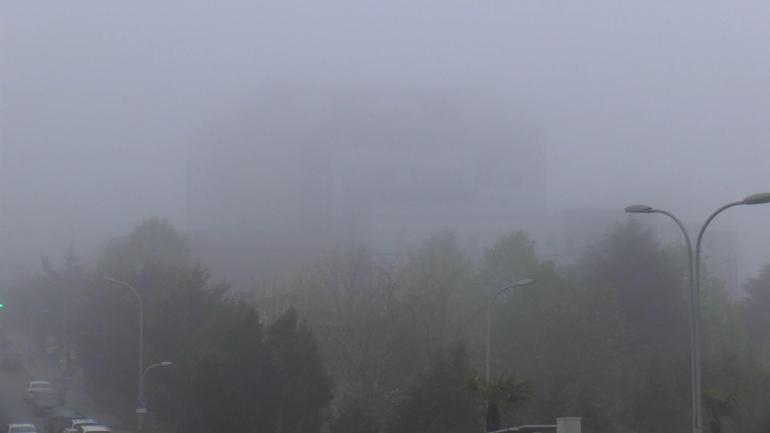 İstanbulda sabah saatlerinde sis etkili oldu