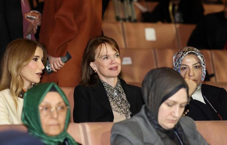 Cumhurbaşkanı Erdoğan: Medeniyetimiz, kadın-erkek demeden yaratılanı eşit görür