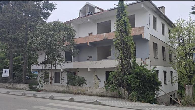 Sancaktepede otomobilde ölü bulundu