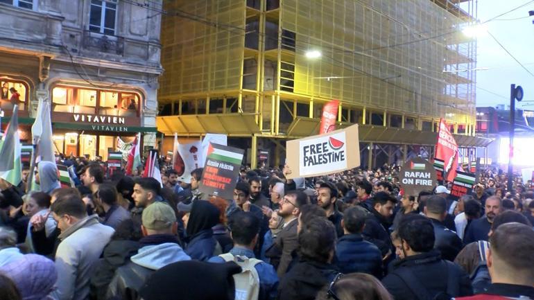 Beyoğlunda izinsiz Filistine destek gösterisinde arbede yaşandı