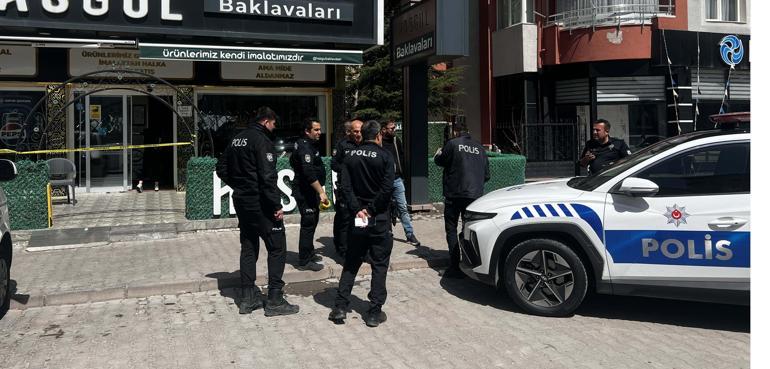Husumetlisinin pastanede tabancayla vurduğu kişi, kurtarılamadı