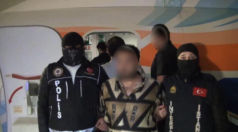Bakan Yerlikaya: Kırmızı bültenle aranan 3 şüpheli, yurt dışında yakalandı
