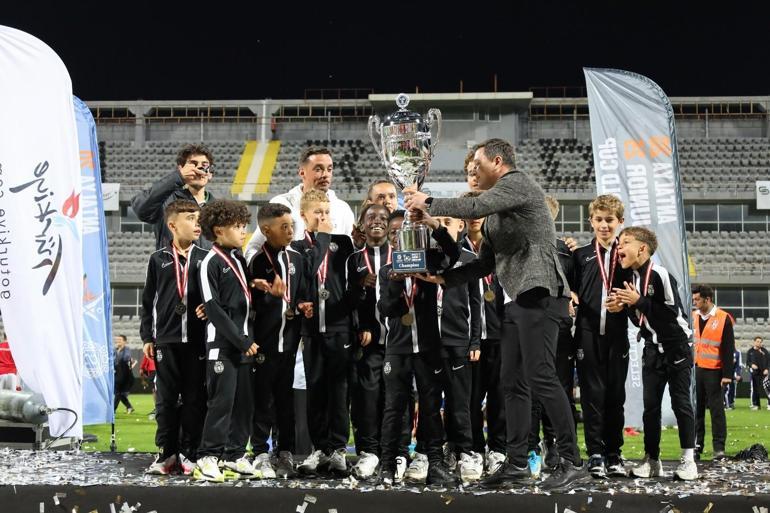 Dünya futbolunun yıldız adayları Antalya’da buluştu