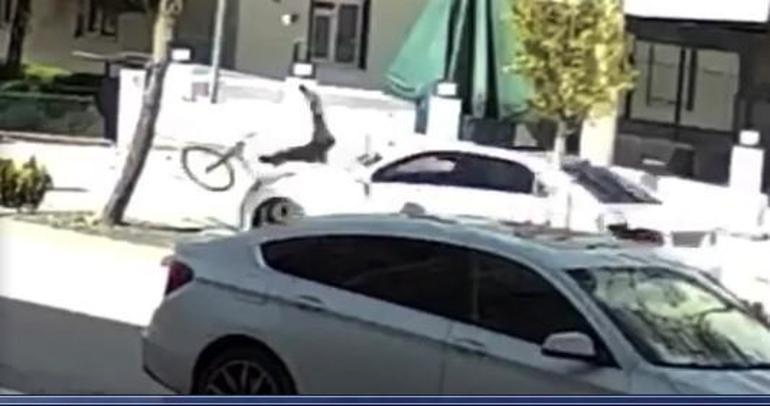 Bisikletli öğrenciye otomobilin çarptığı kaza kamerada