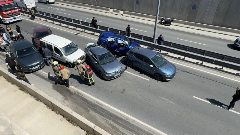 Beylikdüzü’nde altgeçitte 6 aracın karıştığı zincirleme kaza